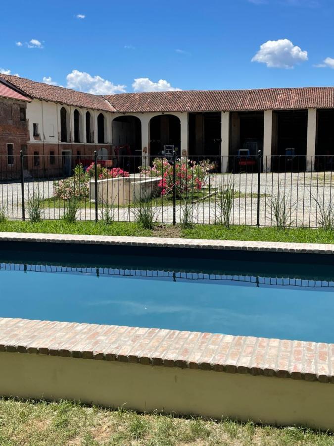Tenuta Favorita Country House B&B Fontanetto Po Bagian luar foto